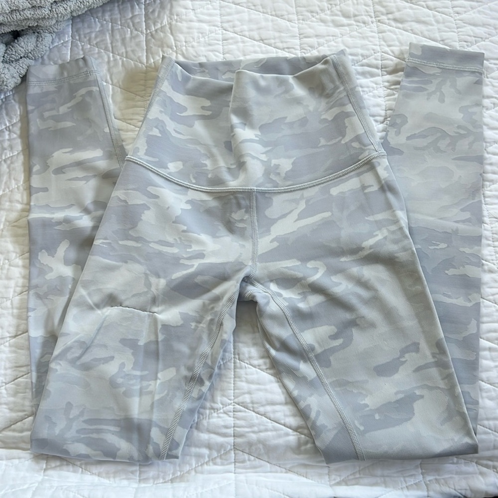 lululemon white camo align 28” leggings